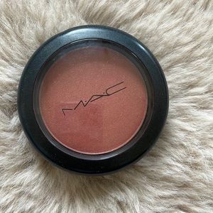 MAC powder blush (Ambering rose)